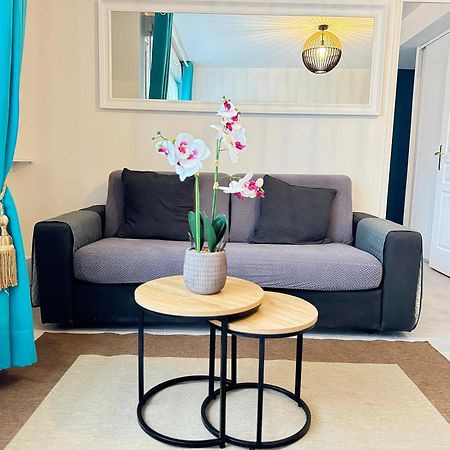 Appartement Magnolia 40M2, Parking Et Wifi Gratuit مونتِفرا المظهر الخارجي الصورة
