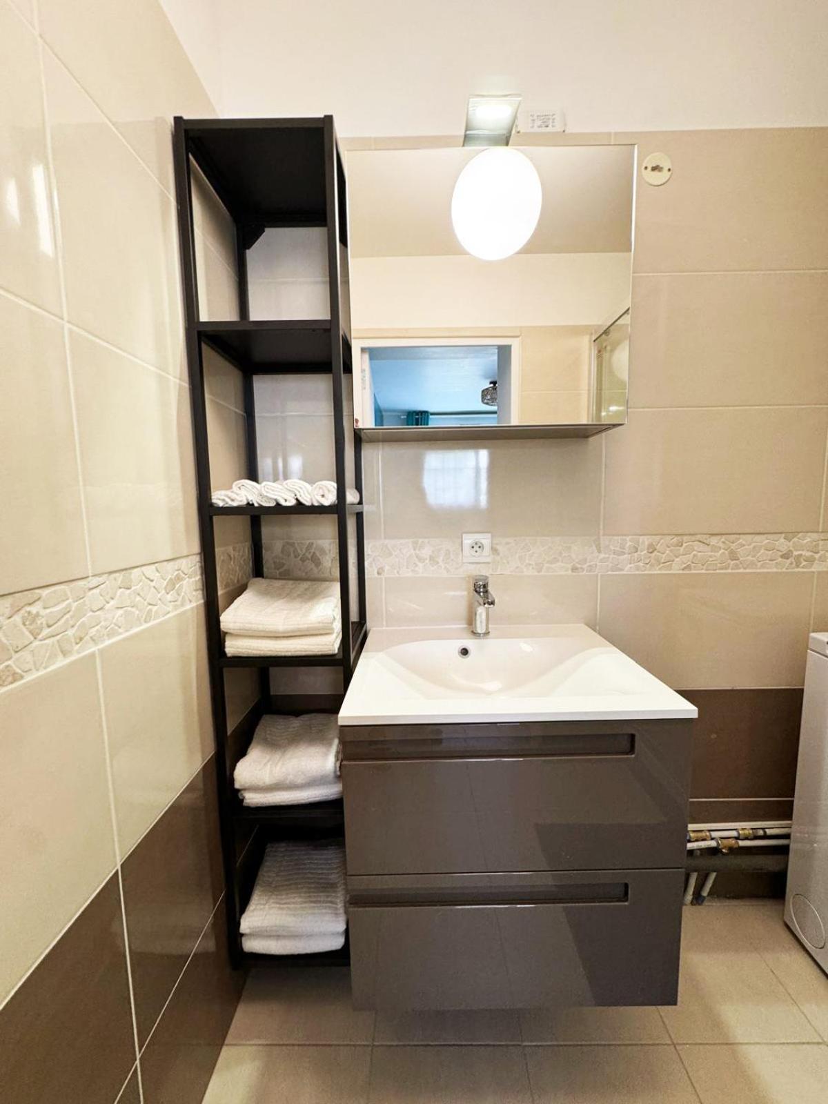 Appartement Magnolia 40M2, Parking Et Wifi Gratuit مونتِفرا المظهر الخارجي الصورة
